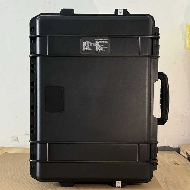 Outdoor UPS LiFePO4 Lithium Battery High Capacity 3000W Power Supply Solar Generator ST2000