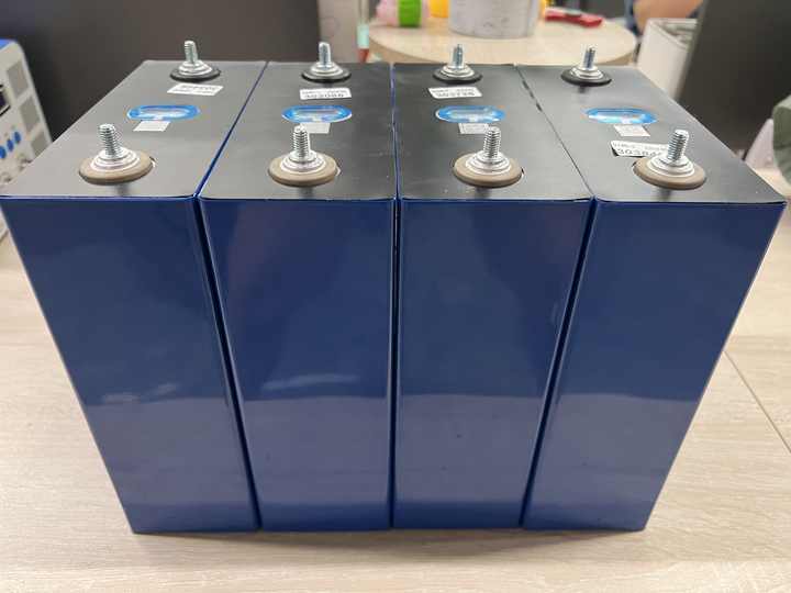 3.2V 302Ah LiFePO4 Battery Cell High-Cycle Life Energy Storage System for Solar Power and Off-Grid Applications BASEN