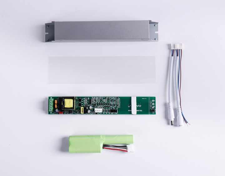 2600mAh Lithium-ion Battery 11.1v LED Emergency Drive 20W Triple Protection Lamp Emergency Power Supply LED