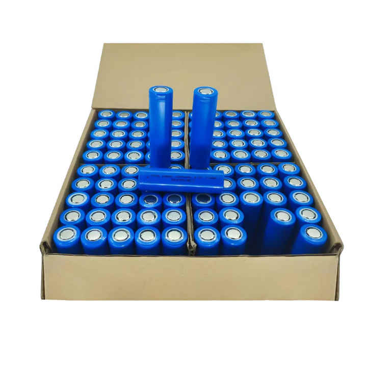 2500mAh 3.2V 3.7V 18650 Cylindrical Rechargeable Battery Pack for Solar Energy Storage Systems and Electric Vehicles Mottcell