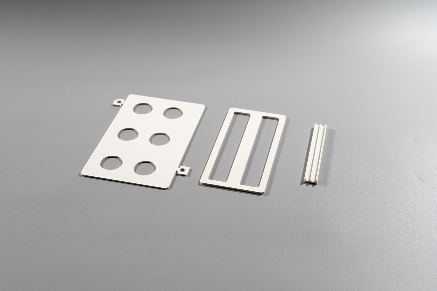 GPO3 White Insulating Composite Material for Battery and Energy Storage Systems