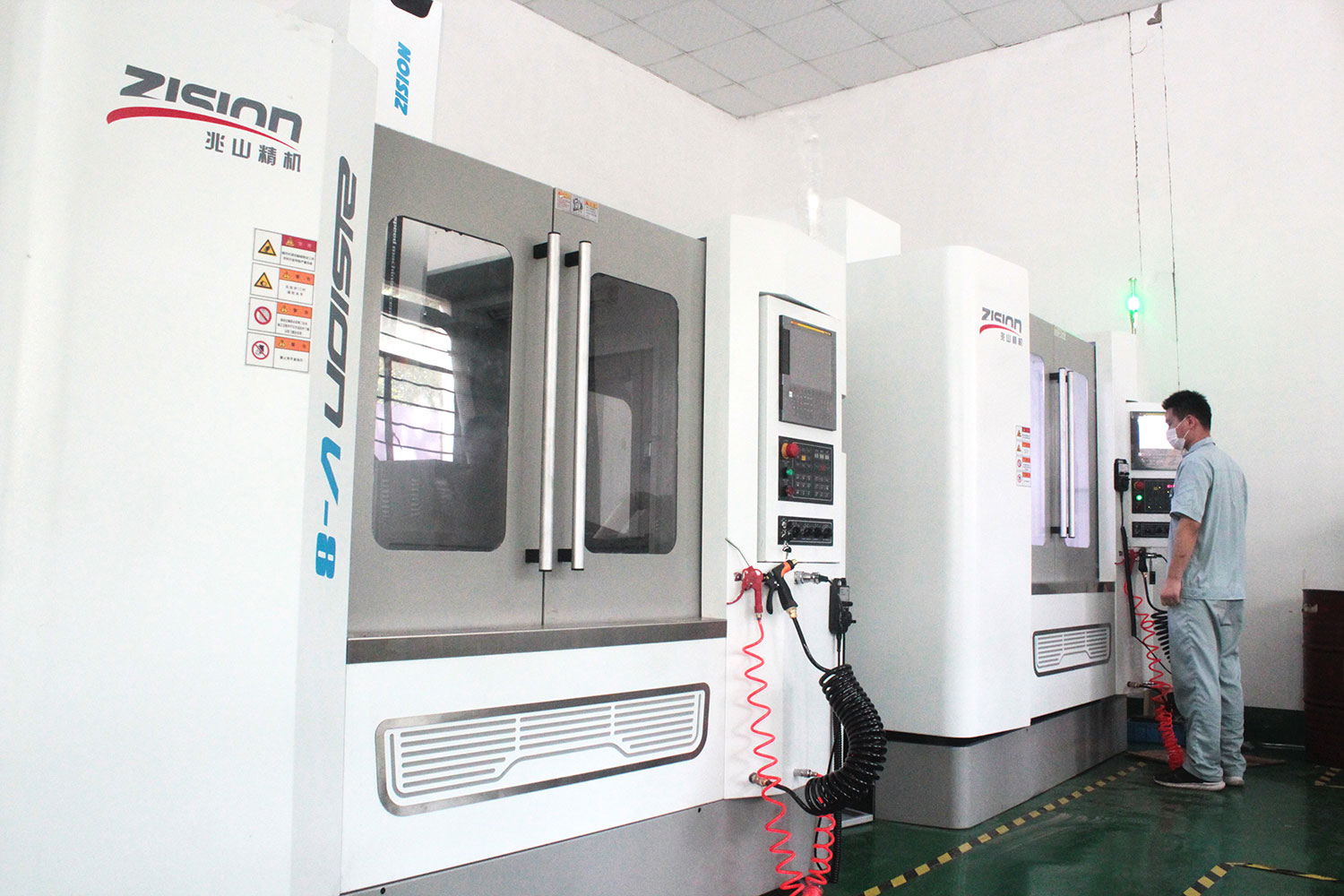 CNC Machining Center High-Precision Battery Mold Manufacturing Equipment Yuanji Machinery