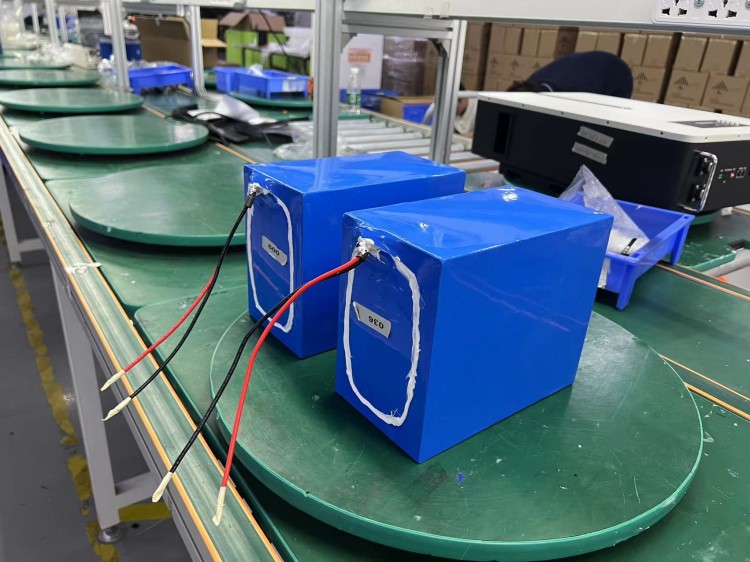 A&S 12.8V 80Ah LiFePO4 Batteries Smart BMS Long Life 4000 Cycles Full Capacity Bluetooth GPS Remote Monitoring Energy Storage Power Supply System