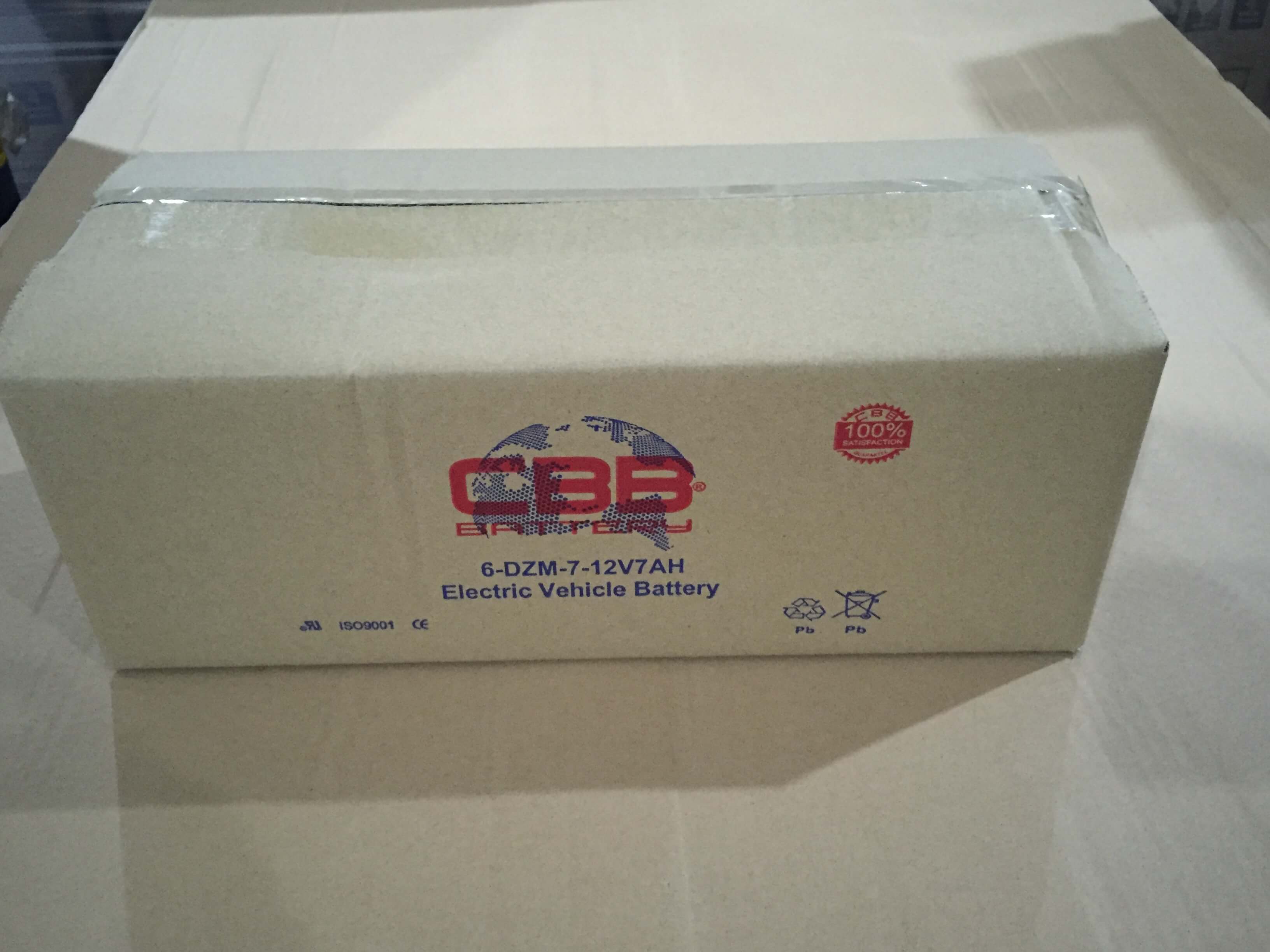 US D Model Wall-Mounted/Column EV Charger RFID Charging, Low Power Standby <3W for Residential and Commercial Use