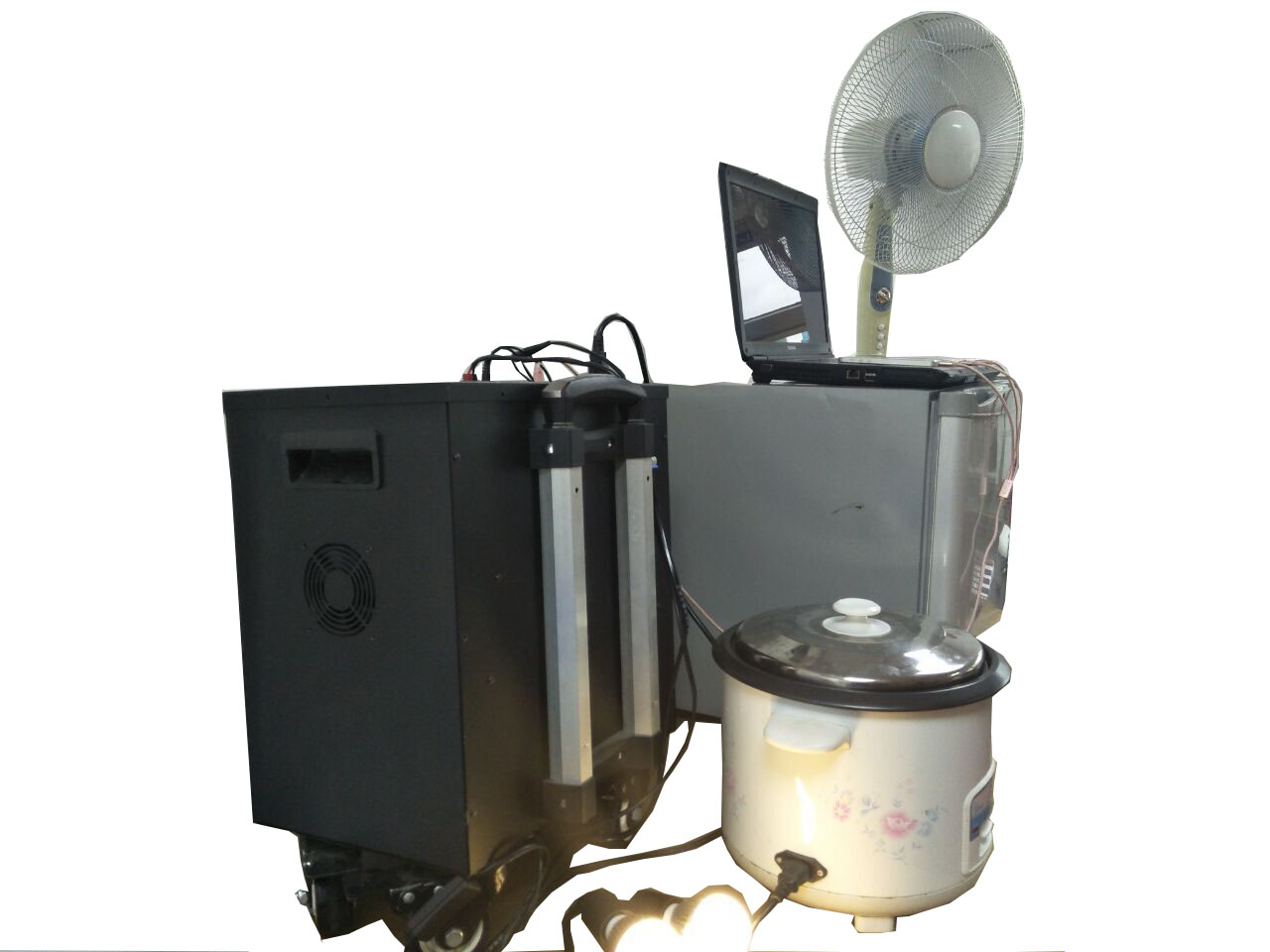 In-house Charging & Storage 4 2000WH LiFePO4 Battery Solar Generator for Home Office Backup Power