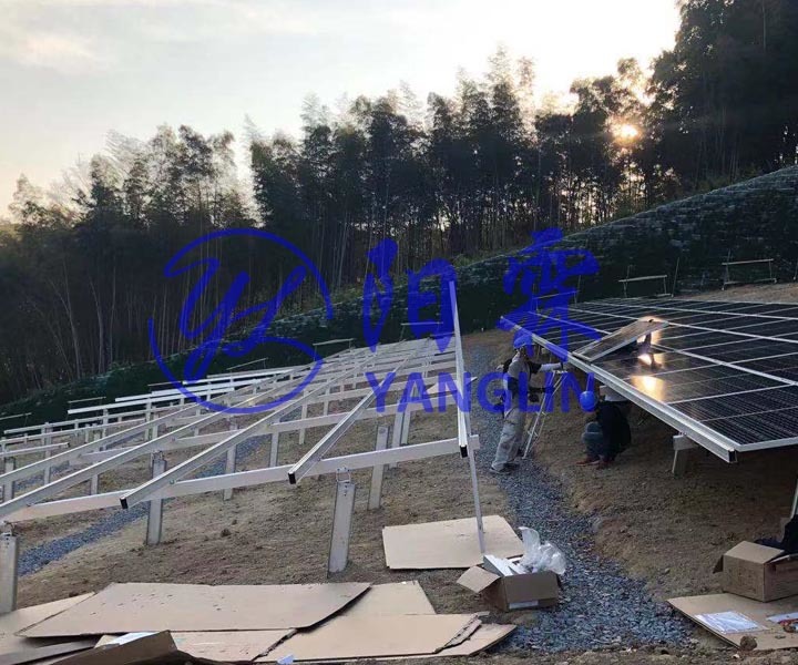 Pitched Ground Mounting System 800kW Solar PV Structure for Commercial and Utility-Scale Projects