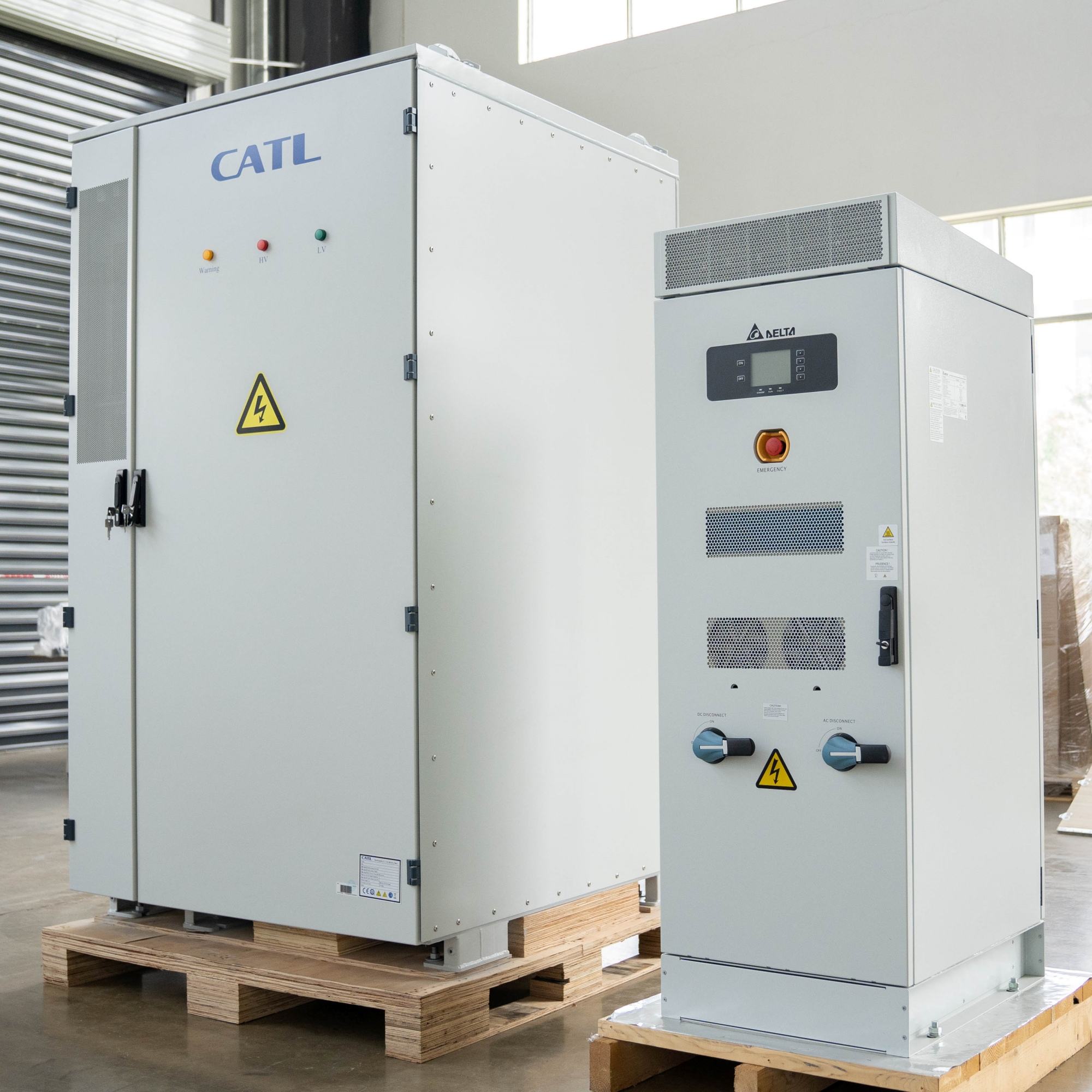 372kWh Liquid-Cooling Energy Storage System with 1331.2V for Utility-Scale Projects Relex