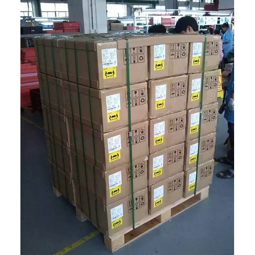 3KW On Grid Tie Solar Inverter Max 97.8% Efficiency IP65 Natural Convection for Residential and Commercial PV Systems CoHeart