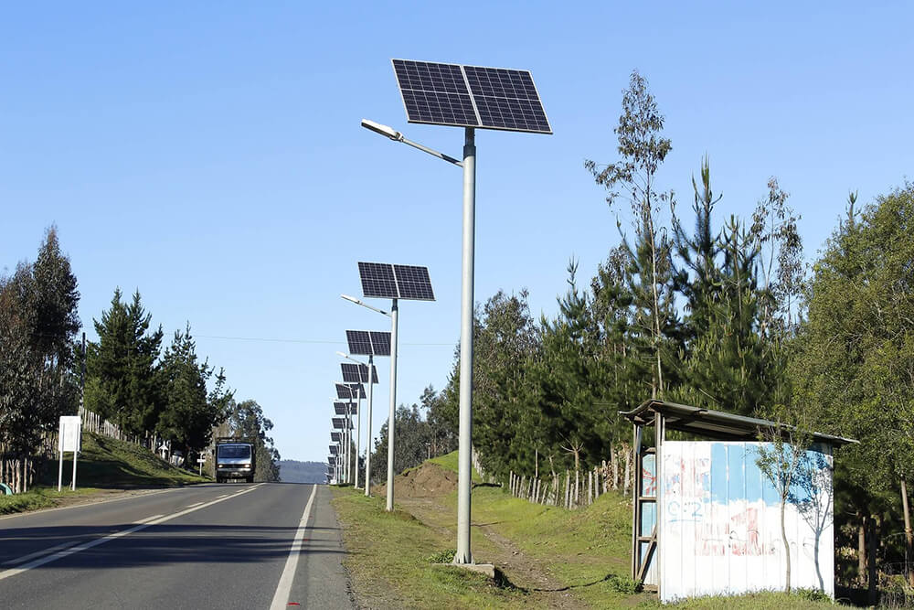Battery For Solar Street Lighting 12.8V LiFePO4 15Ah-30Ah Maintenance-Free Long Lifespan Outdoor Lighting Maxworld