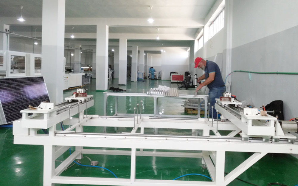 Solar Panel Framing Machine Semi-Auto 2200*1100mm Max Size for PV Module Production Line