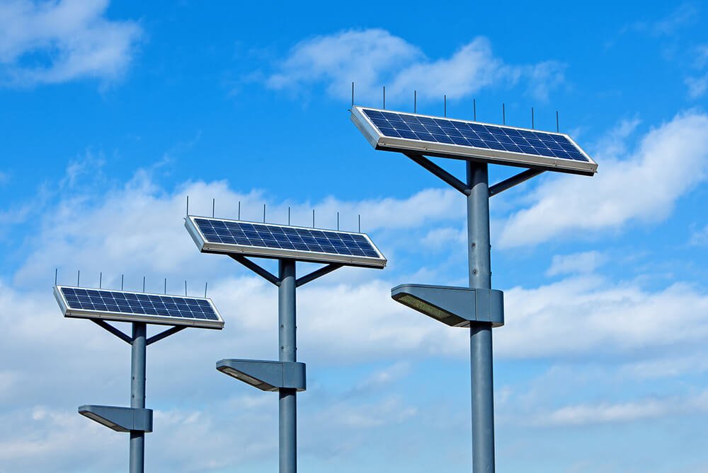 Battery For Solar Street Lighting 12.8V LiFePO4 15Ah-30Ah Maintenance-Free Long Lifespan Outdoor Lighting Maxworld