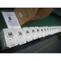 Solar Pump Controller 2HP/1.5KW 3Phase 380Vac MPPT VFD Inverter for Agricultural Water Pumping Systems