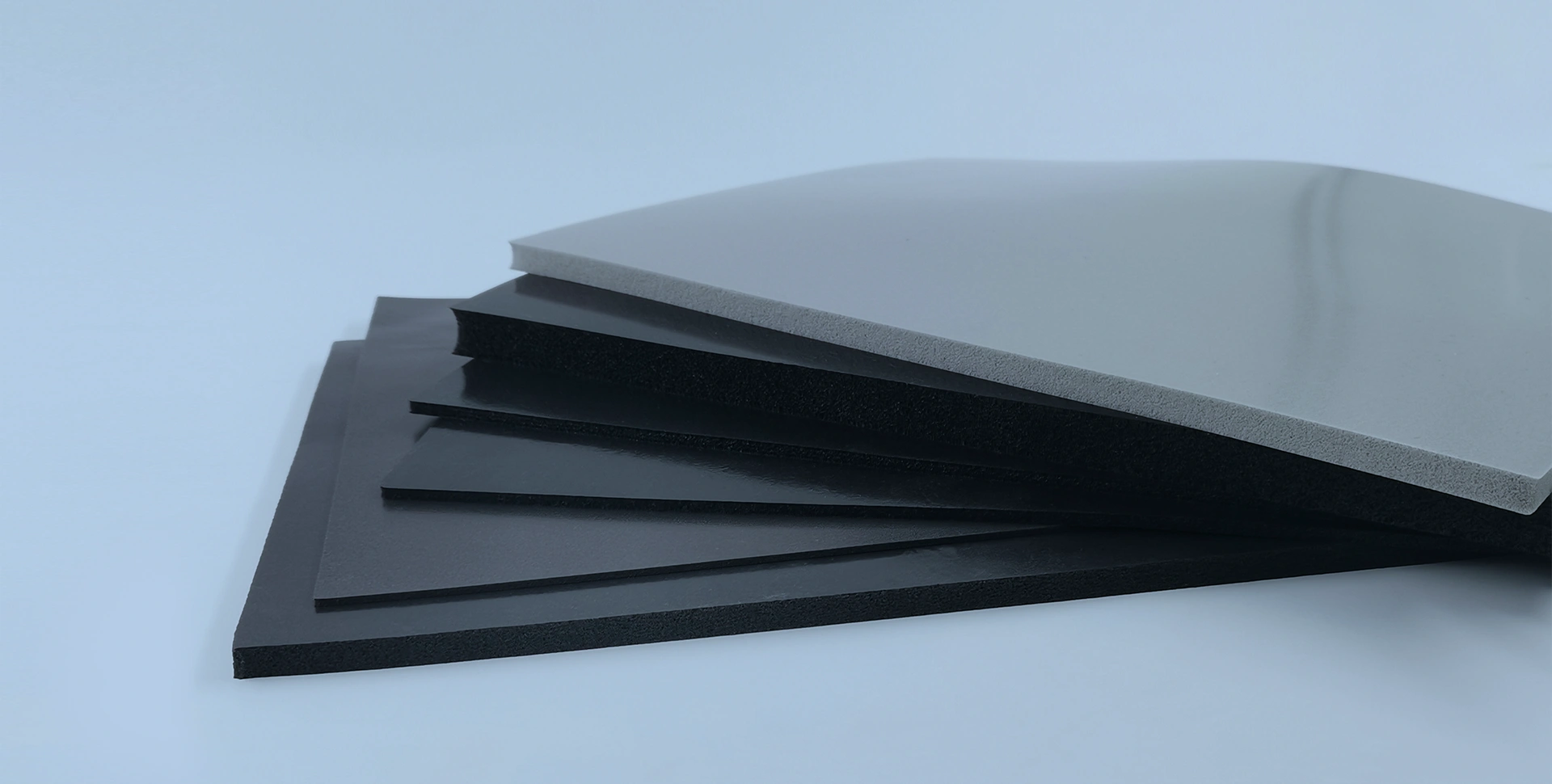 Low Smoke Silicone Foams High Elasticity Flame Retardant for Aerospace and Rail Transit FUTUREWAY?