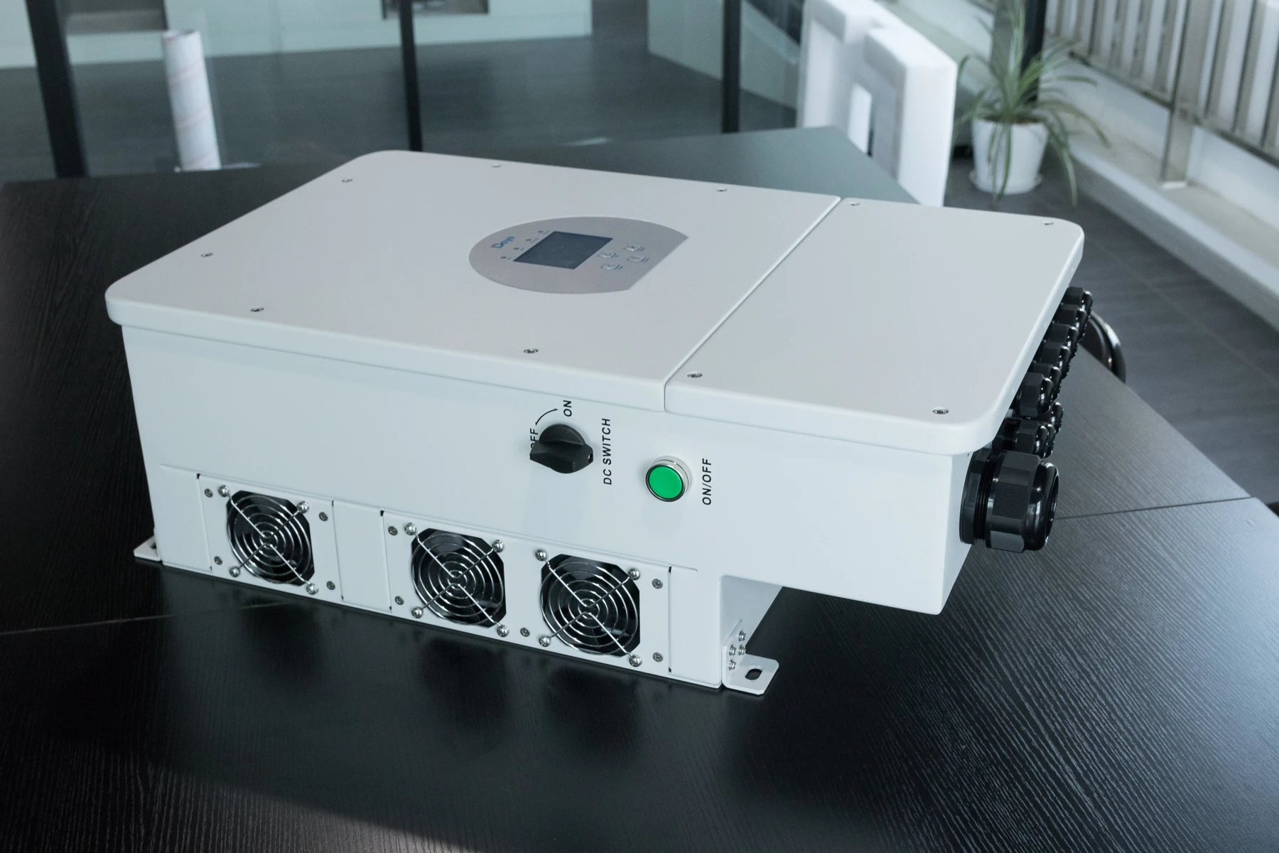 Solar Inverter Hybrid 5kw 6kw 8kw 10kw Sun-12k-sg04lp3-eu 12kw 3 Phase Deye Hybrid Inverter