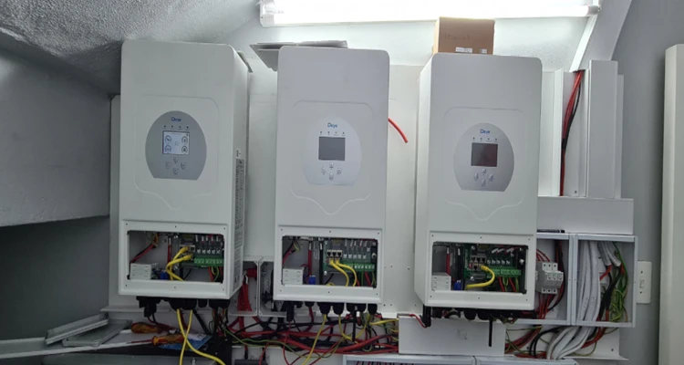 Solar Inverter Hybrid 5kw 6kw 8kw 10kw Sun-12k-sg04lp3-eu 12kw 3 Phase Deye Hybrid Inverter